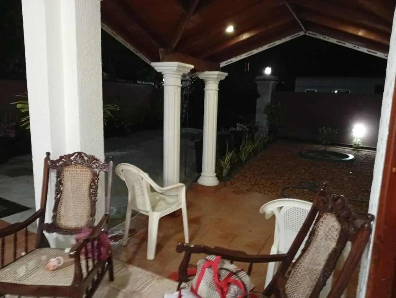 Shan Villa Negombo